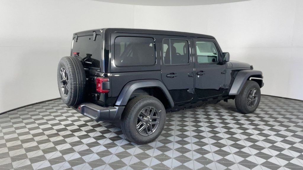 2025 Jeep Wrangler Sport S photo 4