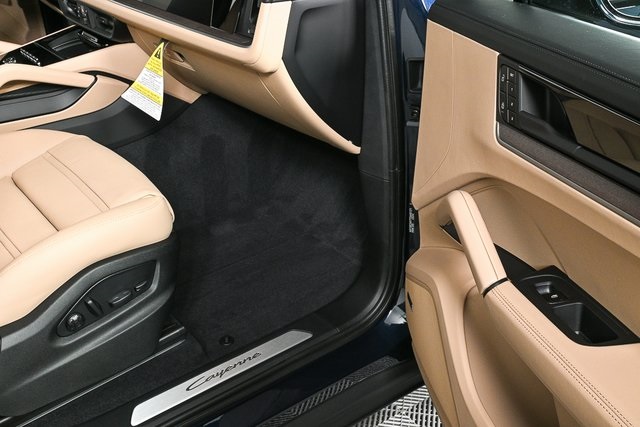 2026 Porsche Cayenne E-Hybrid Coupe photo 25