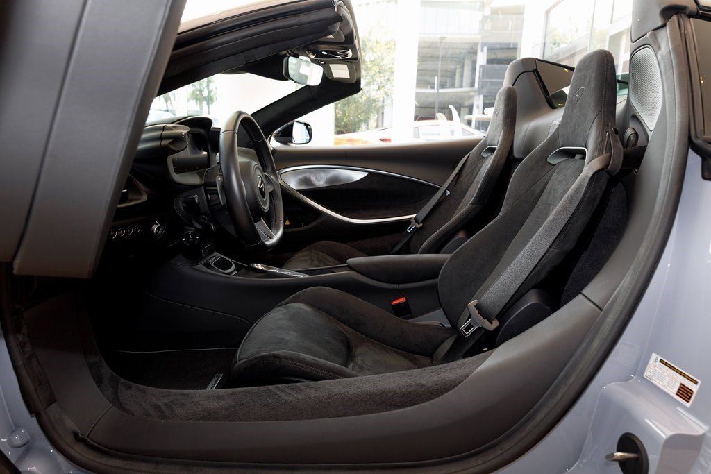 2025 Mclaren ARTURA Spider photo 23