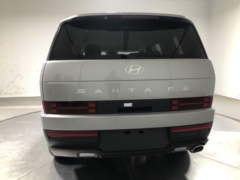 2026 Hyundai Santa Fe SE photo 3