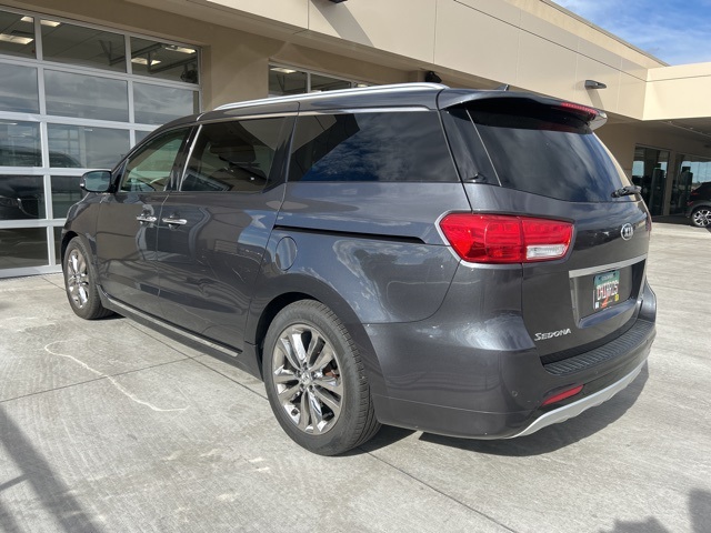 2017 Kia Sedona SX Limited photo 4