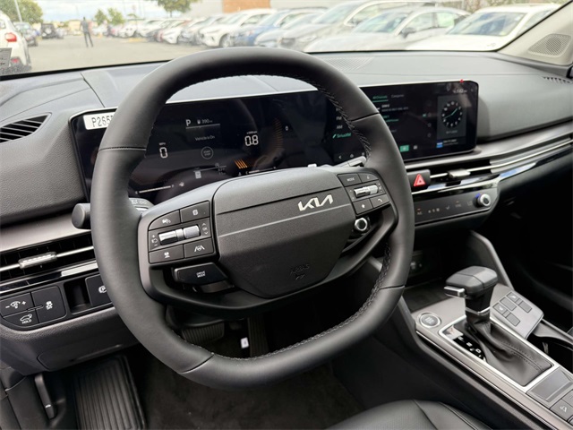 2026 Kia Sportage EX photo 2