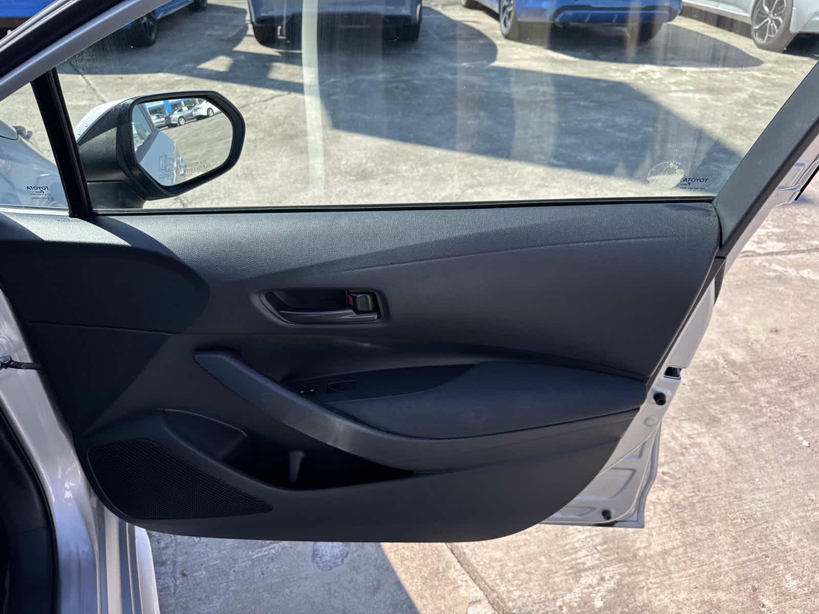2024 Toyota Corolla LE photo 26