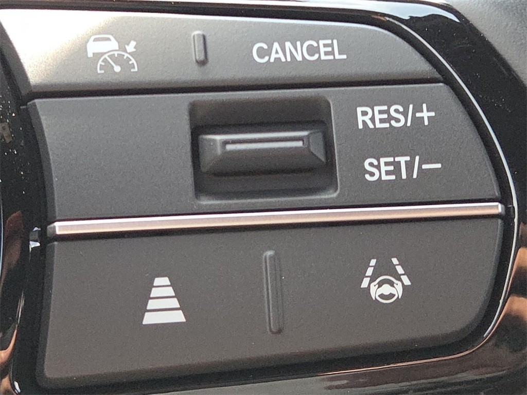 2025 Honda Civic Sport photo 8
