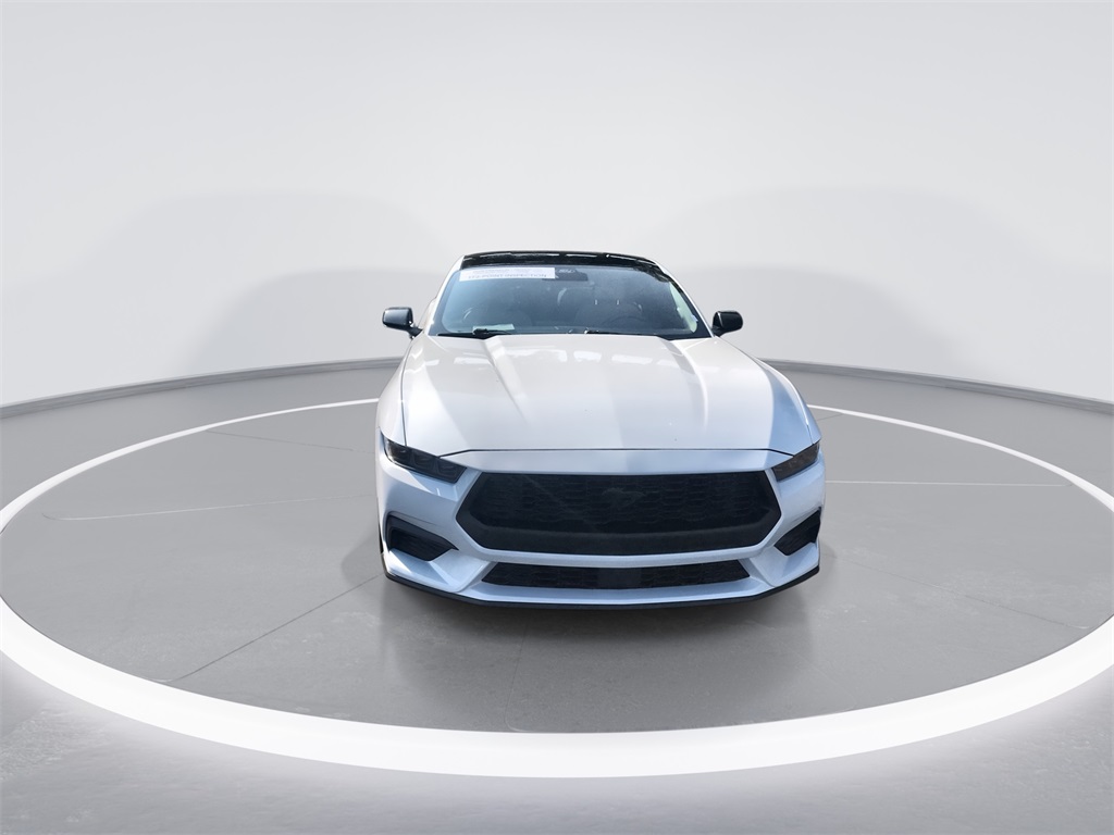 2024 Ford Mustang EcoBoost photo 3