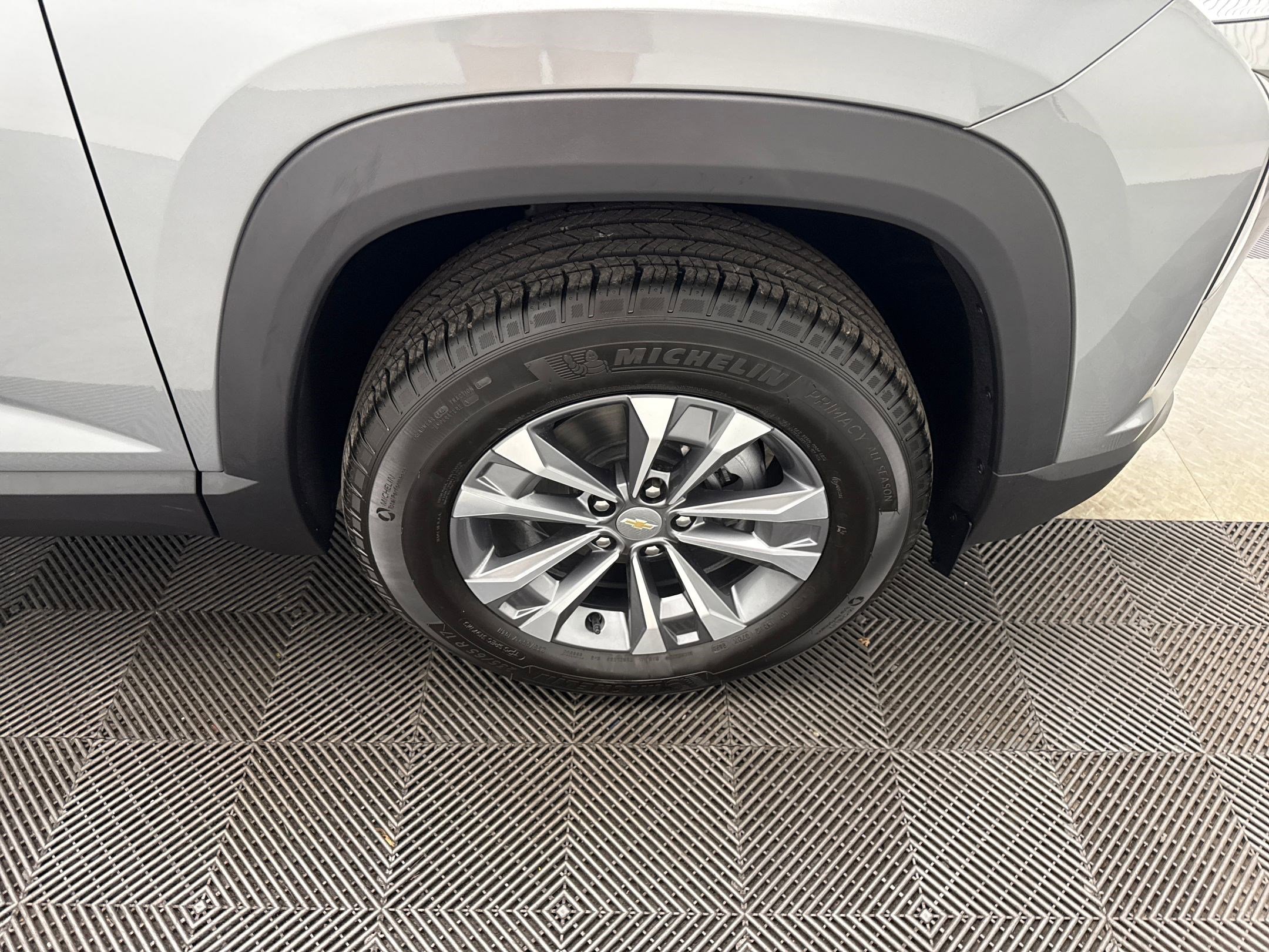2026 Chevrolet Equinox LT photo 21