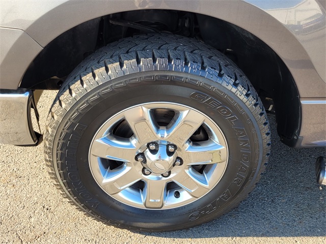 2013 Ford F-150 XLT photo 17