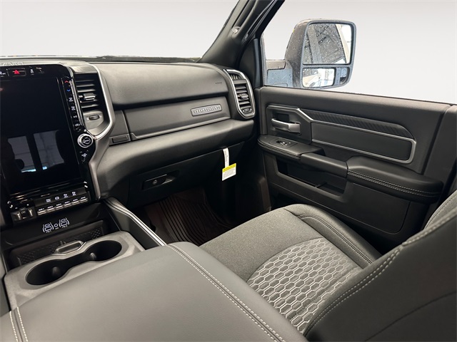2026 Ram 2500 Big Horn photo 10
