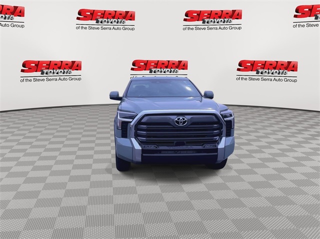 2025 Toyota Tundra Limited photo 4