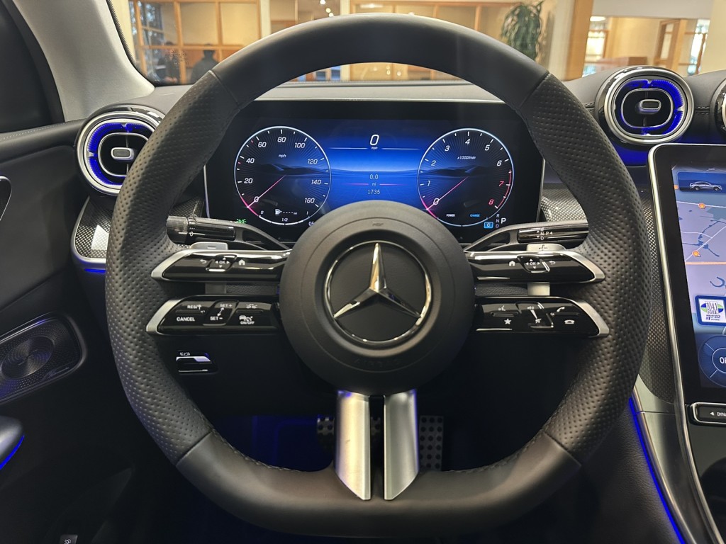 2025 Mercedes Benz GLC 300 4MATIC Coupe photo 3