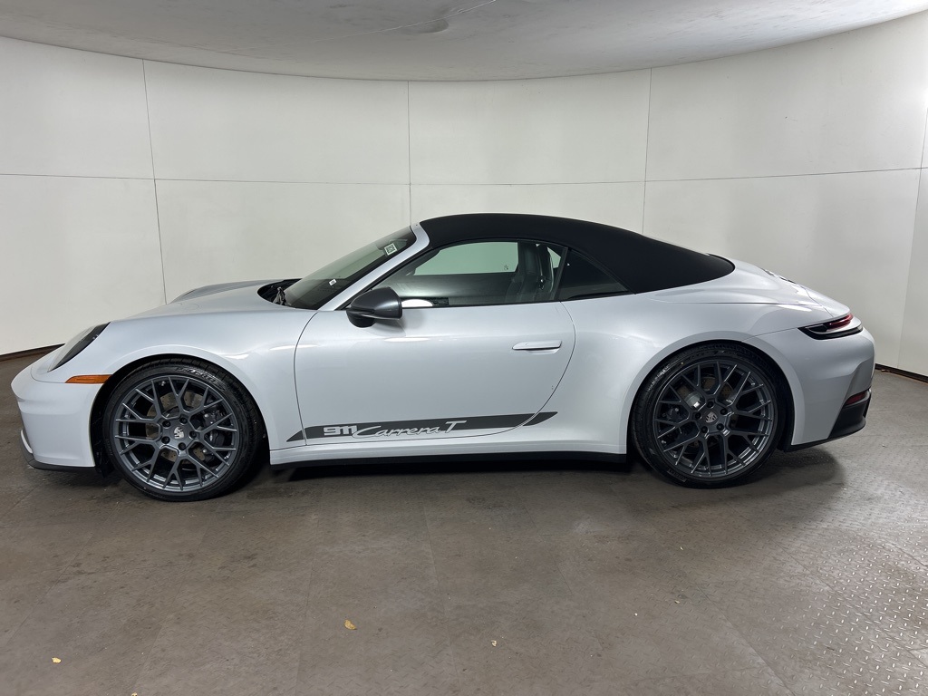 2026 Porsche 911 T photo 2