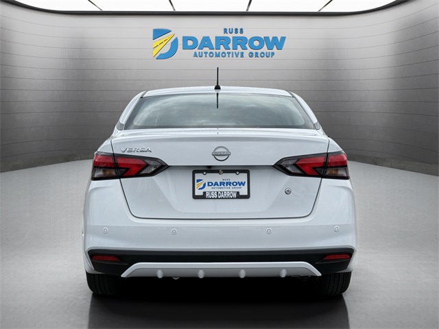 2025 Nissan Versa 1.6 S photo 3