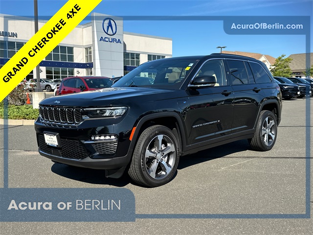 2023 Jeep Grand Cherokee 4xe's photo