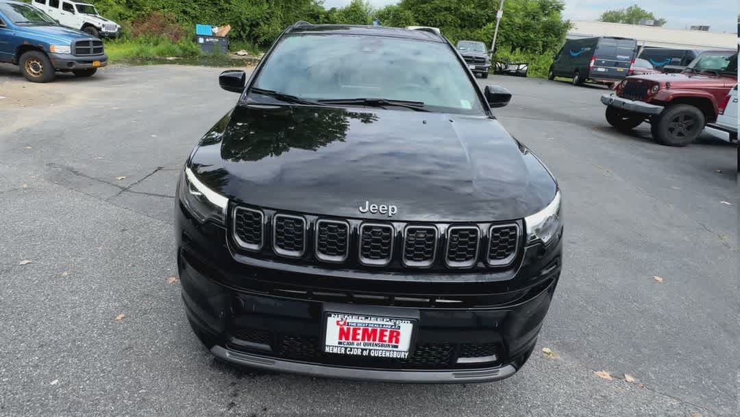 2025 Jeep Compass Limited photo 2