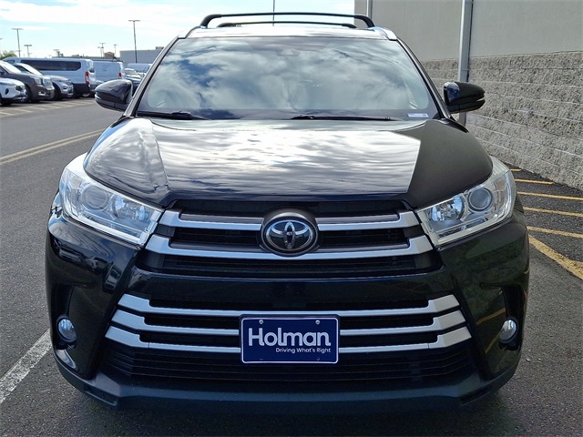 2019 Toyota Highlander XLE photo 3