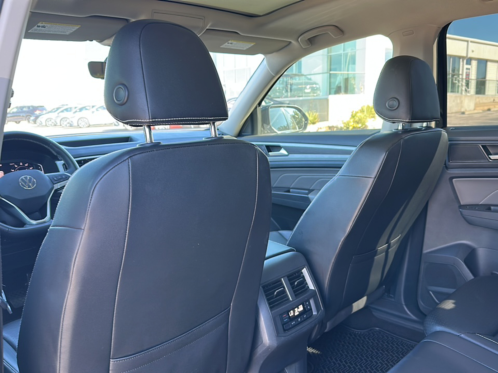 2022 Volkswagen Atlas V6 SE Technology photo 4