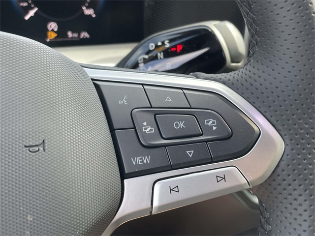 2025 Volkswagen Tiguan SE R-Line Black photo 23
