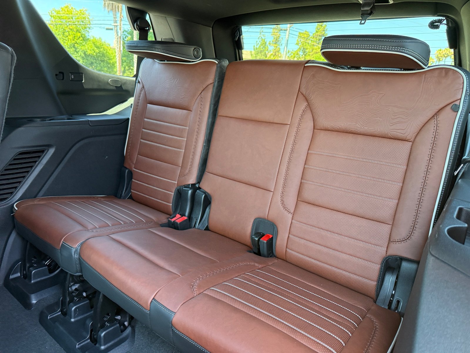 2024 Gmc Yukon Denali Ultimate photo 21