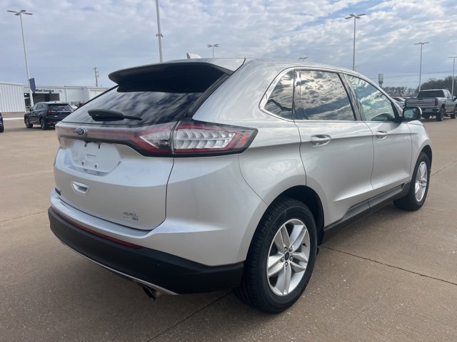 2017 Ford Edge SEL photo 4