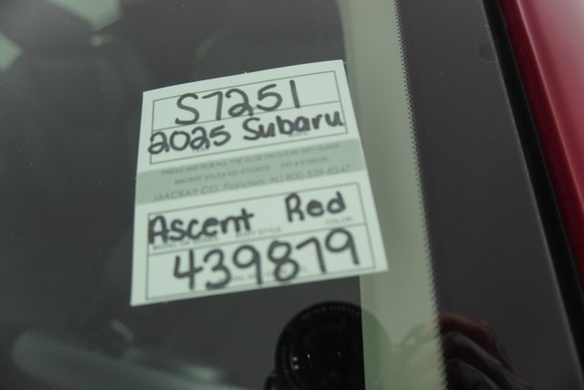 2025 Subaru Ascent Onyx Edition Touring photo 27