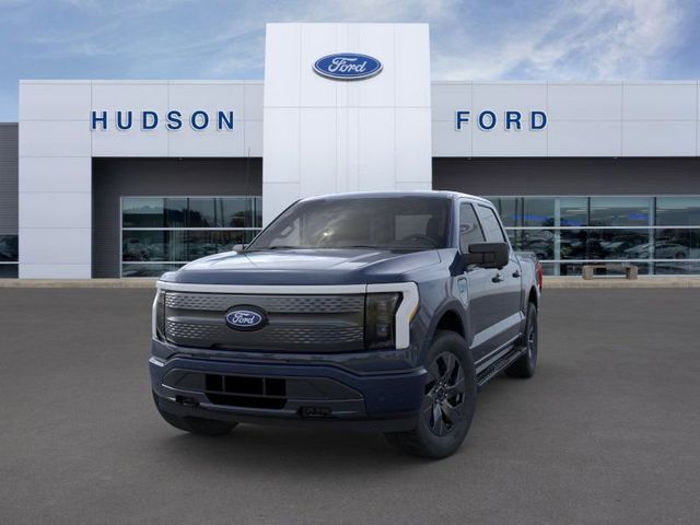 2025 Ford F-150 Lightning photo 2
