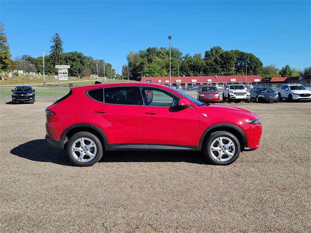 2024 Dodge Hornet GT photo 4