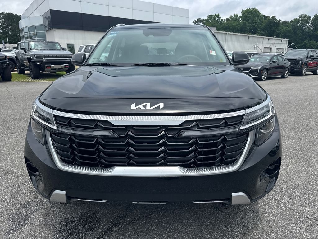 2025 Kia Seltos S photo 8