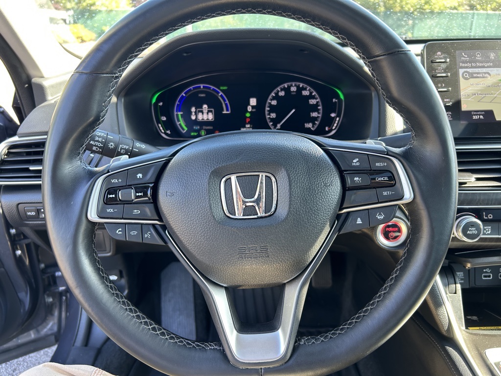 2022 Honda Accord Hybrid Touring photo 11