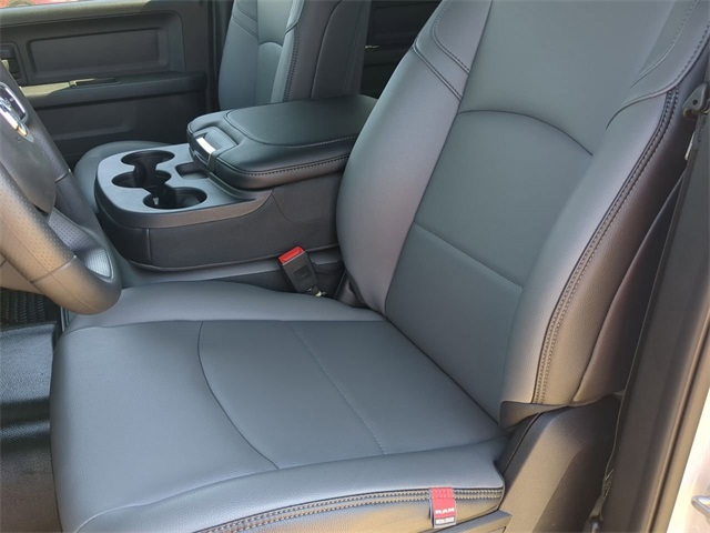 2026 Ram 2500 Tradesman photo 13