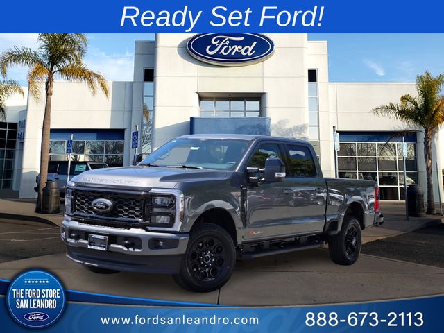 2025 Ford F-350 Super Duty Lariat's photo