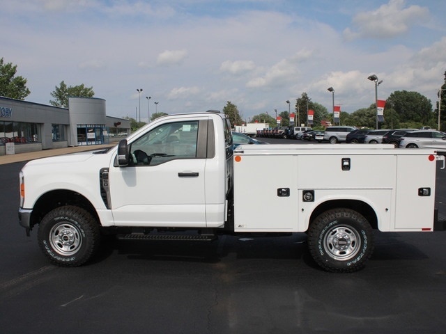 2023 Ford F-250 XL photo 4