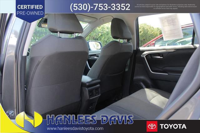 2023 Toyota RAV4 XLE photo 9