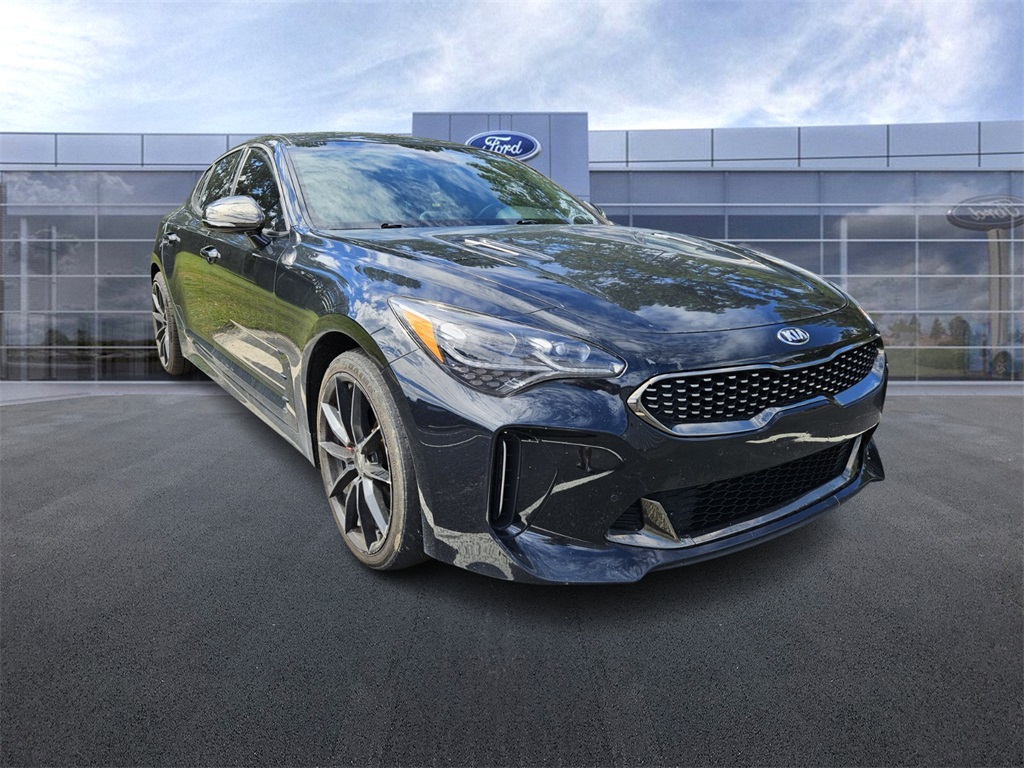 2021 Kia Stinger GT photo 2