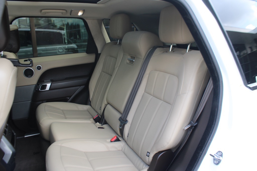 2018 Land Rover Range Rover Sport HSE photo 29