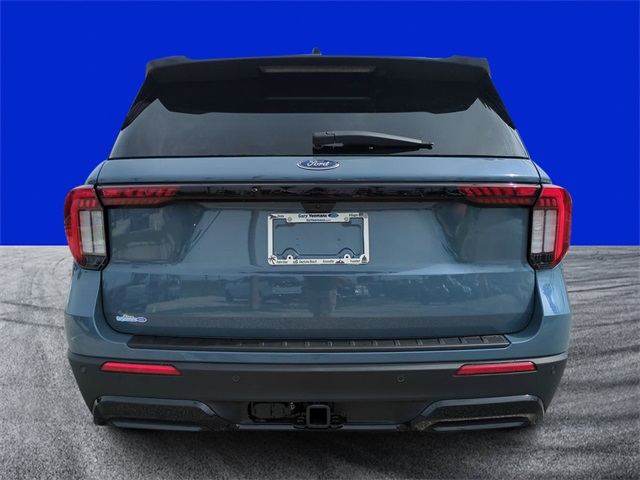 2025 Ford Explorer ST-Line photo 4