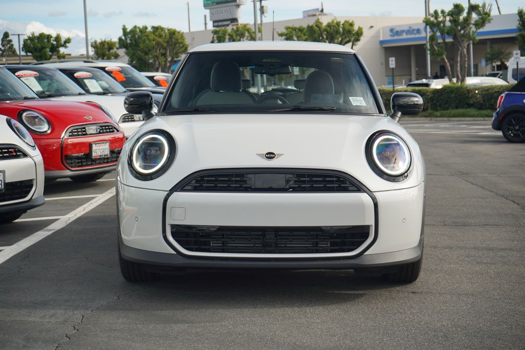 2026 Mini Cooper 2 Door Hardtop Signature photo 4