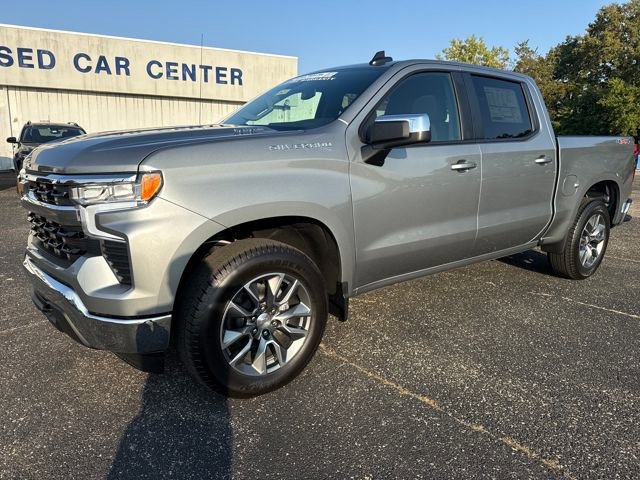 2026 Chevrolet Silverado 1500 LT photo 2