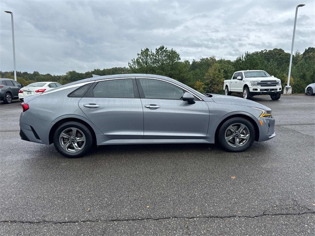 2021 Kia K5 LXS photo 2