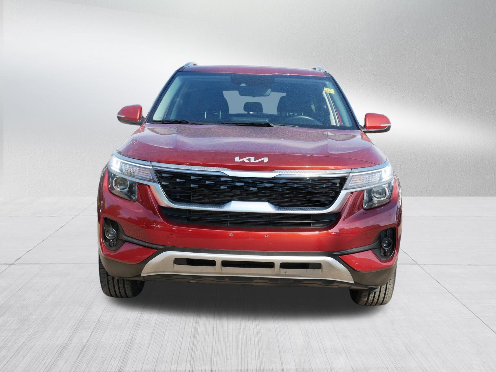 Used 2023 Kia Seltos S with VIN KNDEUCAA4P7437567 for sale in Inver Grove, Minnesota