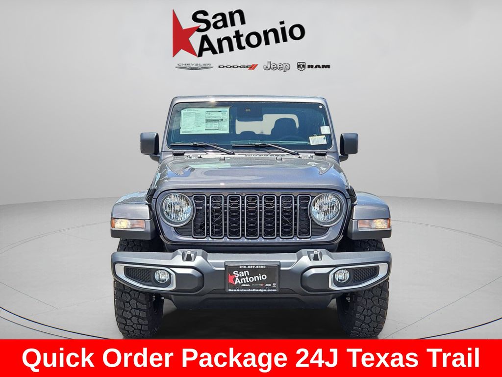 2025 Jeep Gladiator Sport Texas Trail photo 3