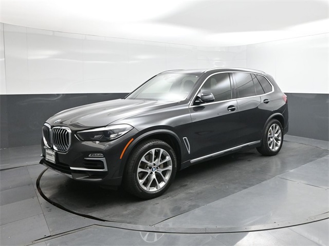 2020 BMW X5 40i's photo