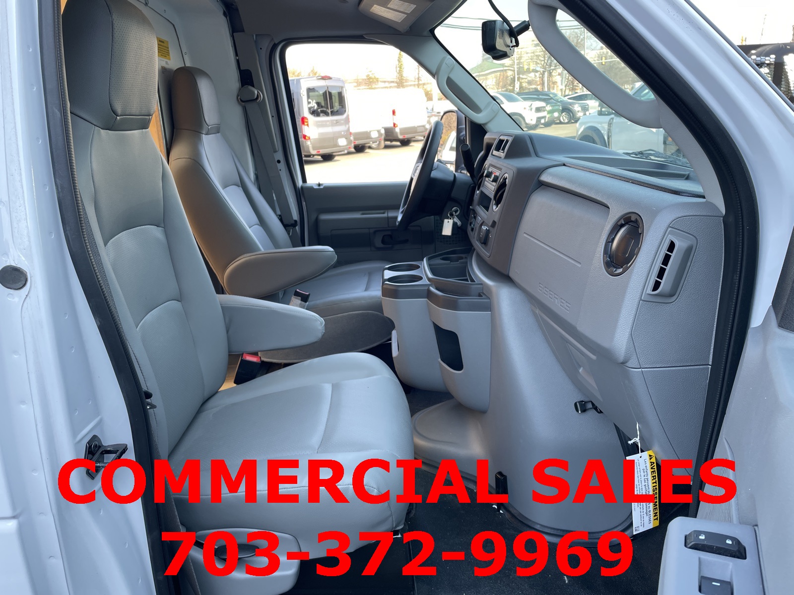 2025 Ford E-350 photo 21