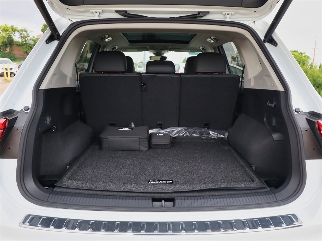 2024 Volkswagen Tiguan Wolfsburg Edition photo 10
