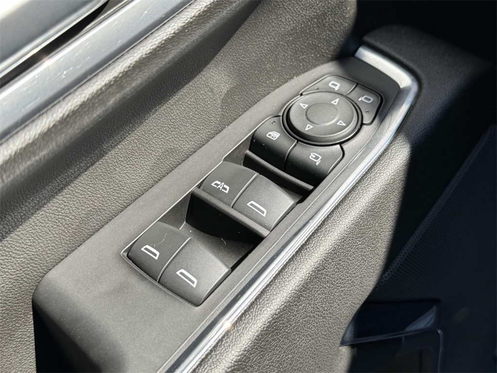 2024 Chevrolet Silverado 3500HD LT photo 24