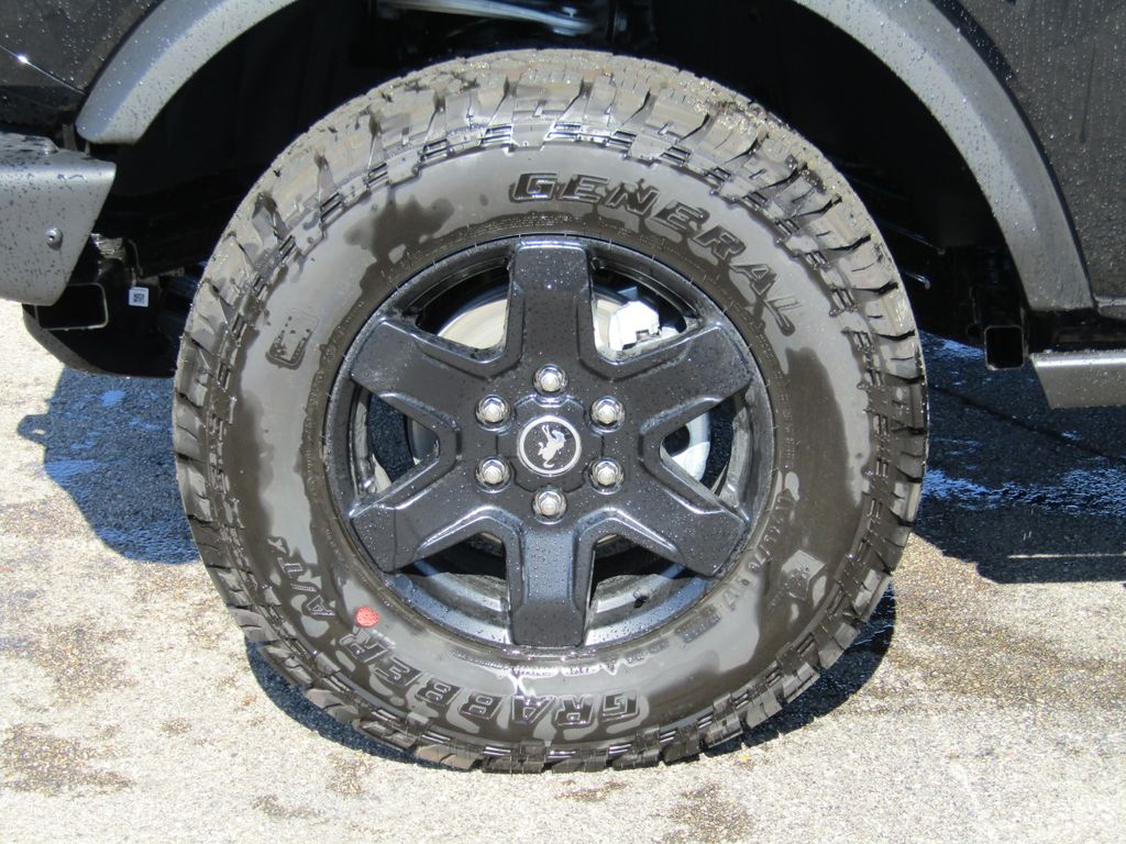 2025 Ford Bronco Big Bend photo 4