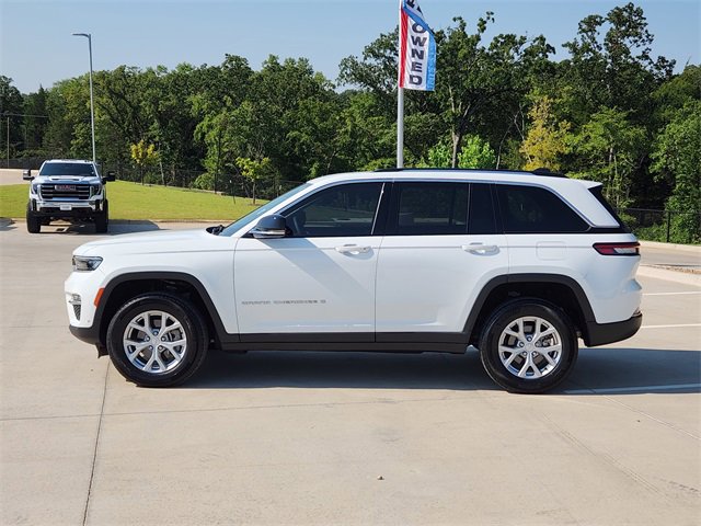 2023 Jeep Grand Cherokee Limited photo 4