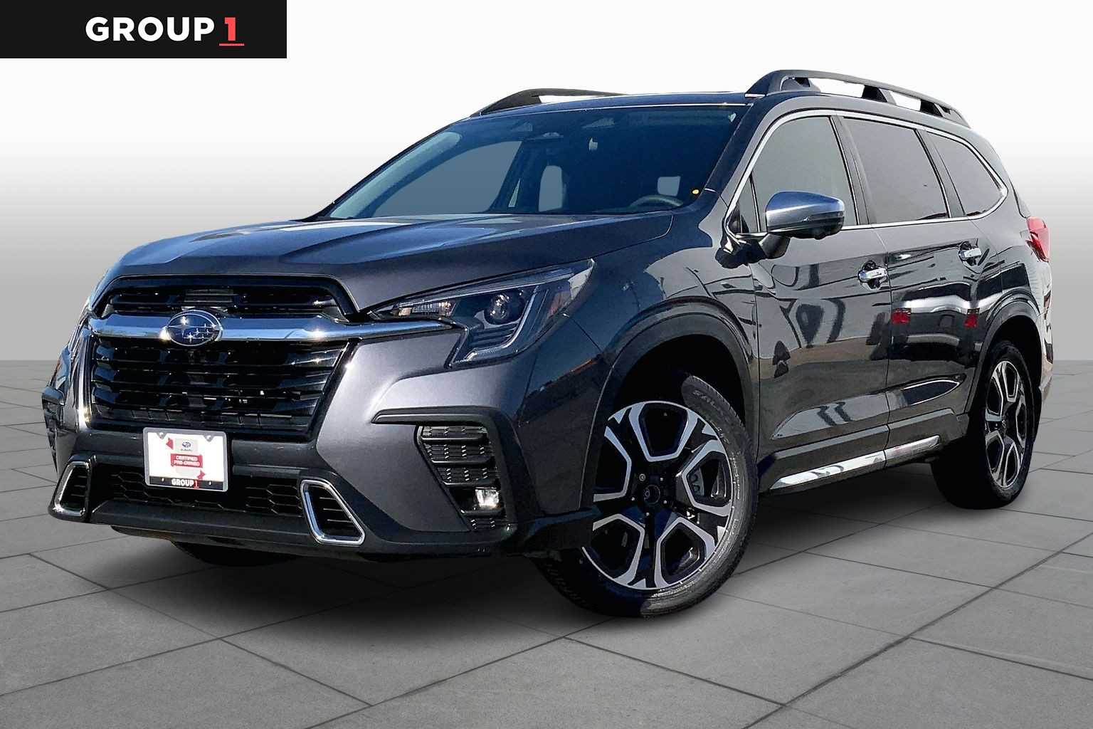 2023 Subaru Ascent Touring's photo