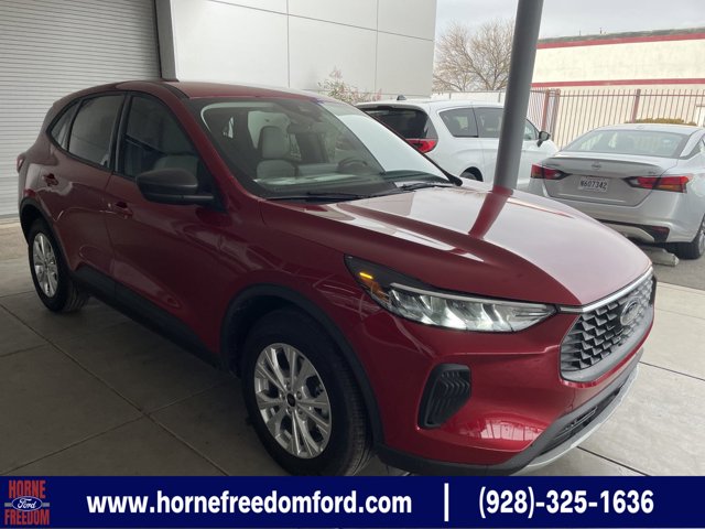 2025 Ford Escape PHEV's photo