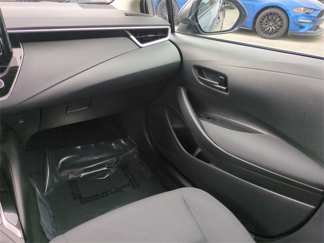2025 Toyota Corolla LE photo 15