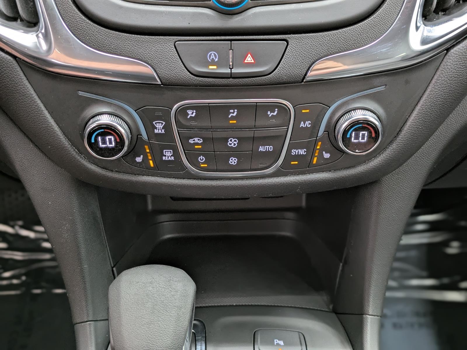 2024 Chevrolet Equinox LT photo 27